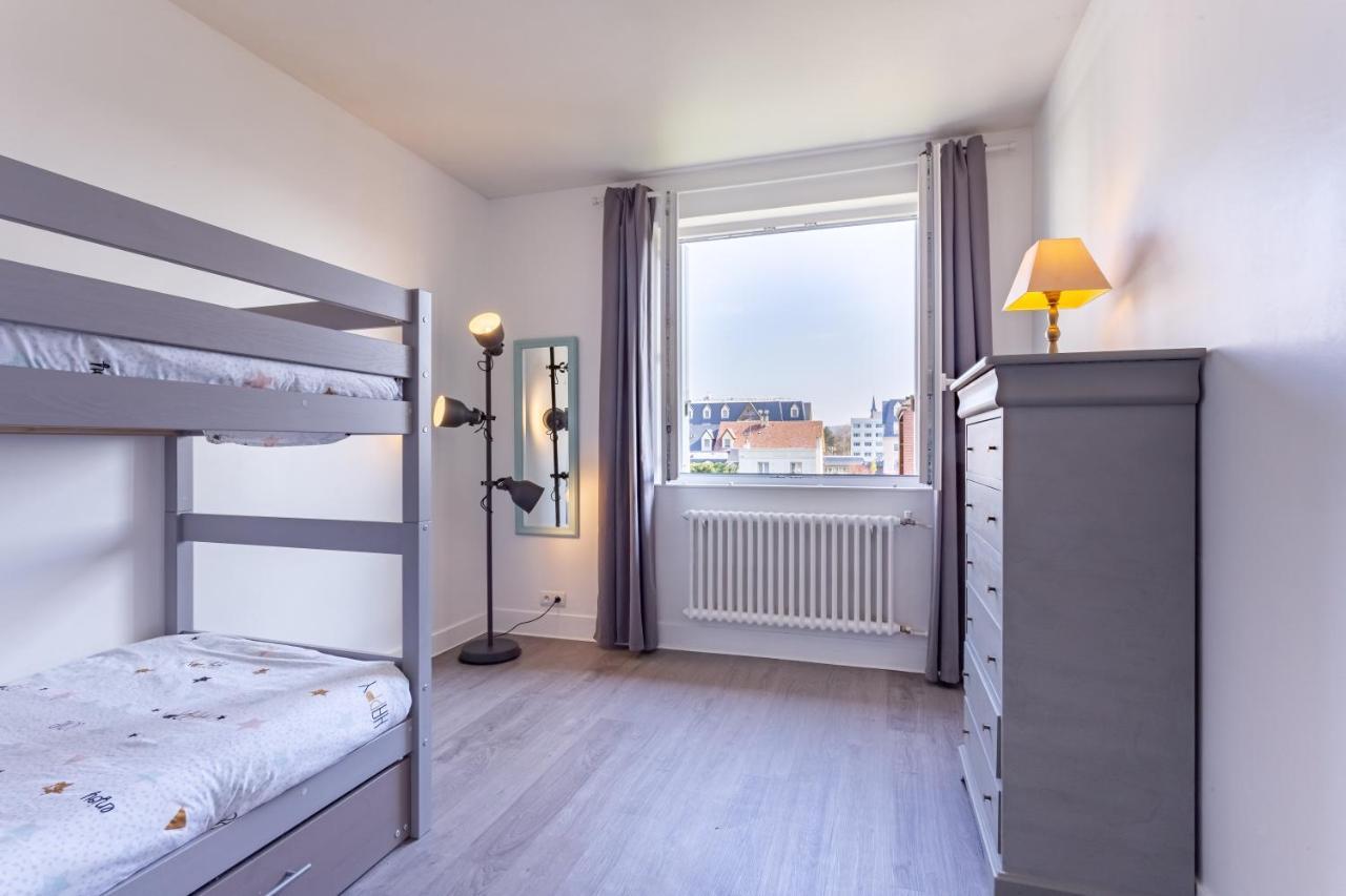 Le Carrousel - Appartement Avec Studio Attenant Довіль Екстер'єр фото